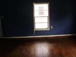 2nd image of 318 Granberry St