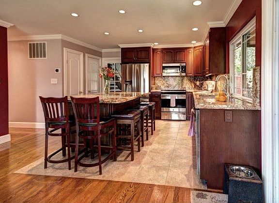 2nd image of 6130 Del Canto Dr