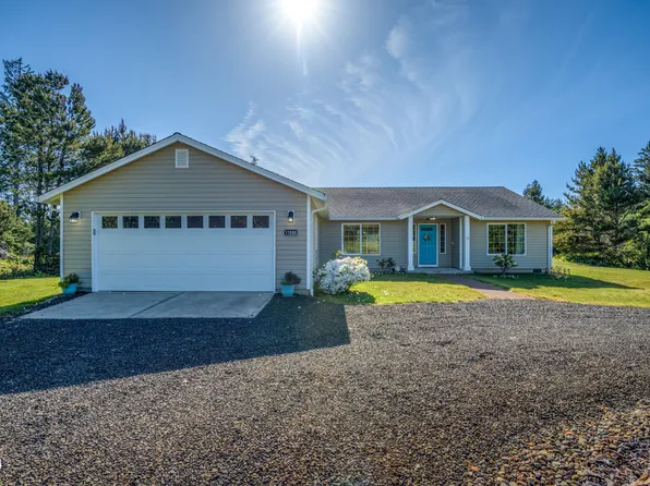 11890 NW Riggen Ave, Seal Rock, OR 97376