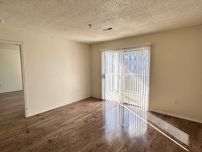 Northpark Apartments — Photo 11
