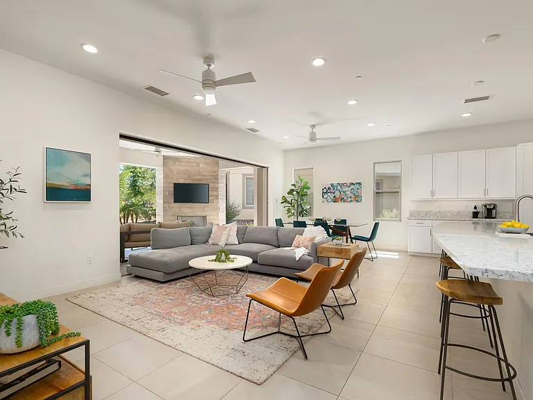 2802 Retreat Cir — Photo 4