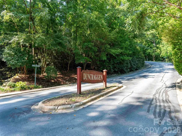 305 Ewarts Hill Rd, Hendersonville, NC 28739
