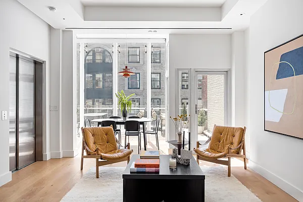 Sold by Compass | media 1