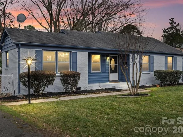 4332 Winedale Ln, Charlotte, NC 28205