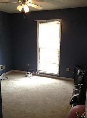 4th image of 1880 Grouse Ct