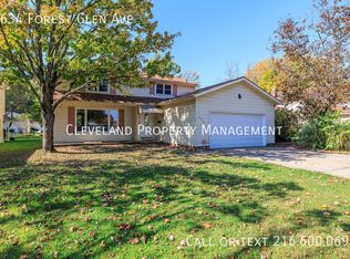 6634 Forest Glen Ave, Solon, OH 44139