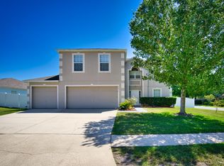 4037 Half Moon Cir, Middleburg, FL 32068