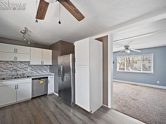 4th image of 1312 Burnham St