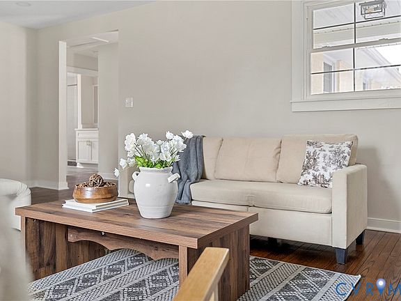 5th image of 3028 Laurelbrook Dr