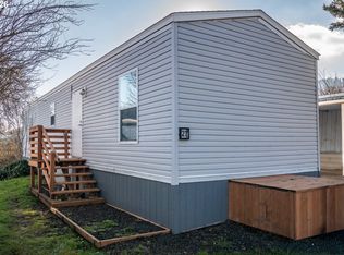 5000 NE Stephens St Unit 27, Roseburg, OR 97470