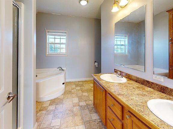5th image of 1731 Rivers Edge Dr SE