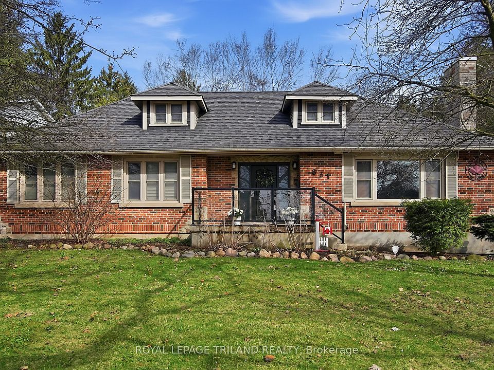 1st image of 831 Riverside Dr