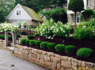 151 River Rd, Mystic, CT 06355