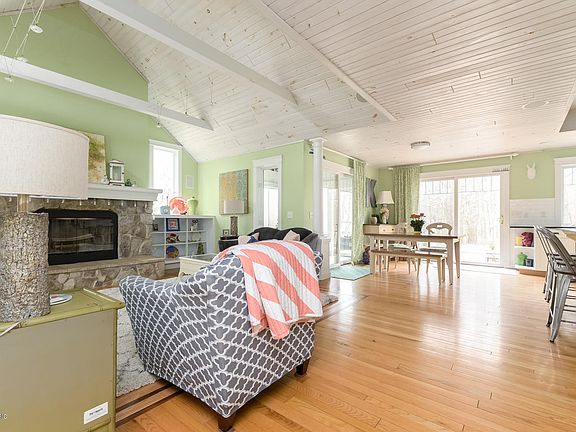 4th image of 8093 N Yorkville Ln