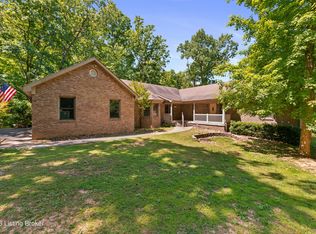 716 Arnold Ln, Shepherdsville, KY 40165