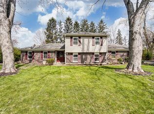 5309 Red Coach Rd, Centerville, OH 45429