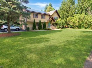 115 Eyland Ave, Succasunna, NJ 07876