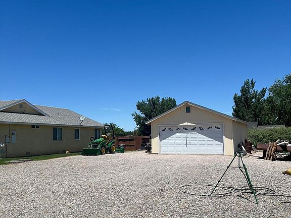 3rd image of 280 Hunter Park Way