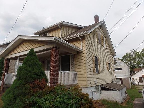 3rd image of 714 Helman St