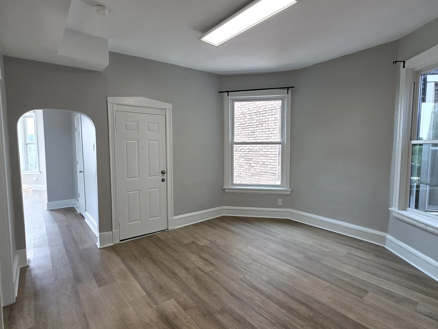 3822 W Congress Pkwy — Photo 3
