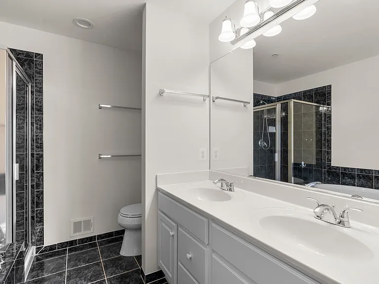 233 Jay Dr #93 — Photo 27