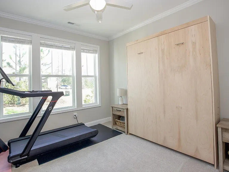 240 Parrish Ln — Photo 13