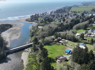 99262 Winchuck River Rd, Brookings, OR 97415