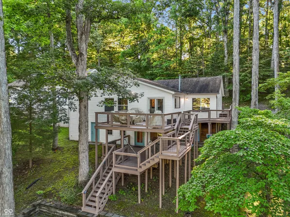 335 W Lakeview Dr, Nineveh, IN 46164
