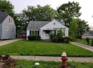 18711 Raymond St, Maple Heights, OH 44137