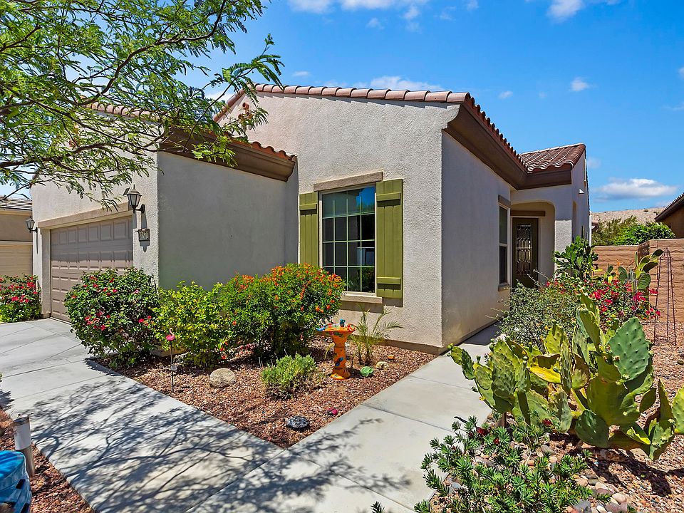 1st image of 81572 Avenida Viesca