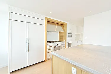 Rented by Olshan Realty