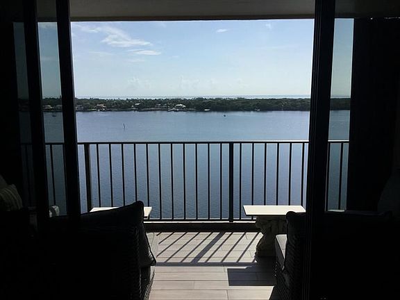 4th image of 126 Lakeshore Dr APT 1125