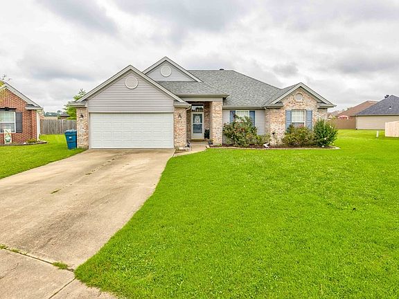 2nd image of 411 Somerset Ct