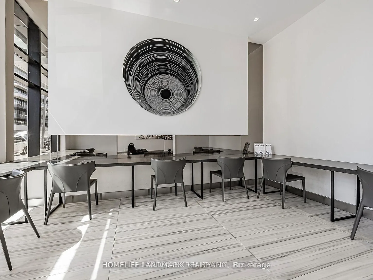 2 bed, $2,500 — Photo 4