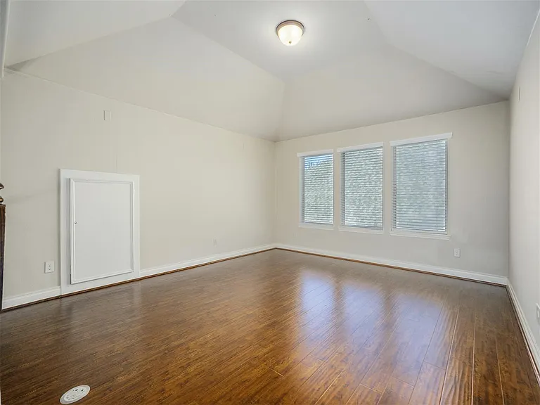 10007 Eldarica Way — Photo 21