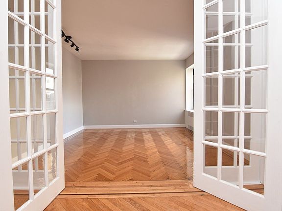 3rd image of 610 W 174th St APT 6B