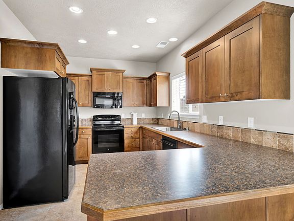 4th image of 12305 W Kempshire Dr