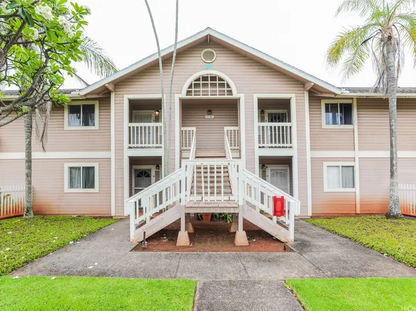 94-537 Lumiaina St APT W204, Waipahu, HI 96797
