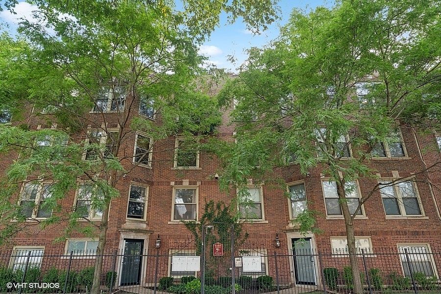 1st image of 6420 S Woodlawn Ave APT 3