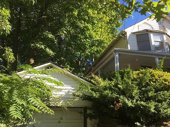 2nd image of 99 Lakeview Ave