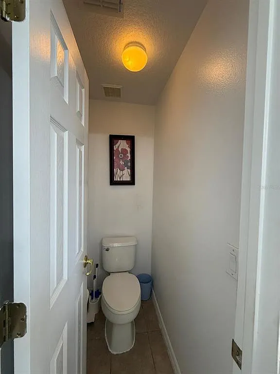 4 bed, 3.0 bath, 1940 sqft, $2,700 — Photo 4
