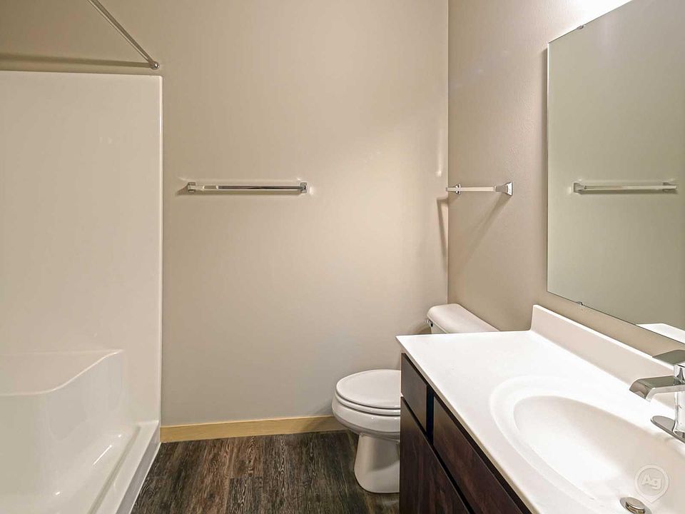 2nd image of 2317 Parmenter St APT 201