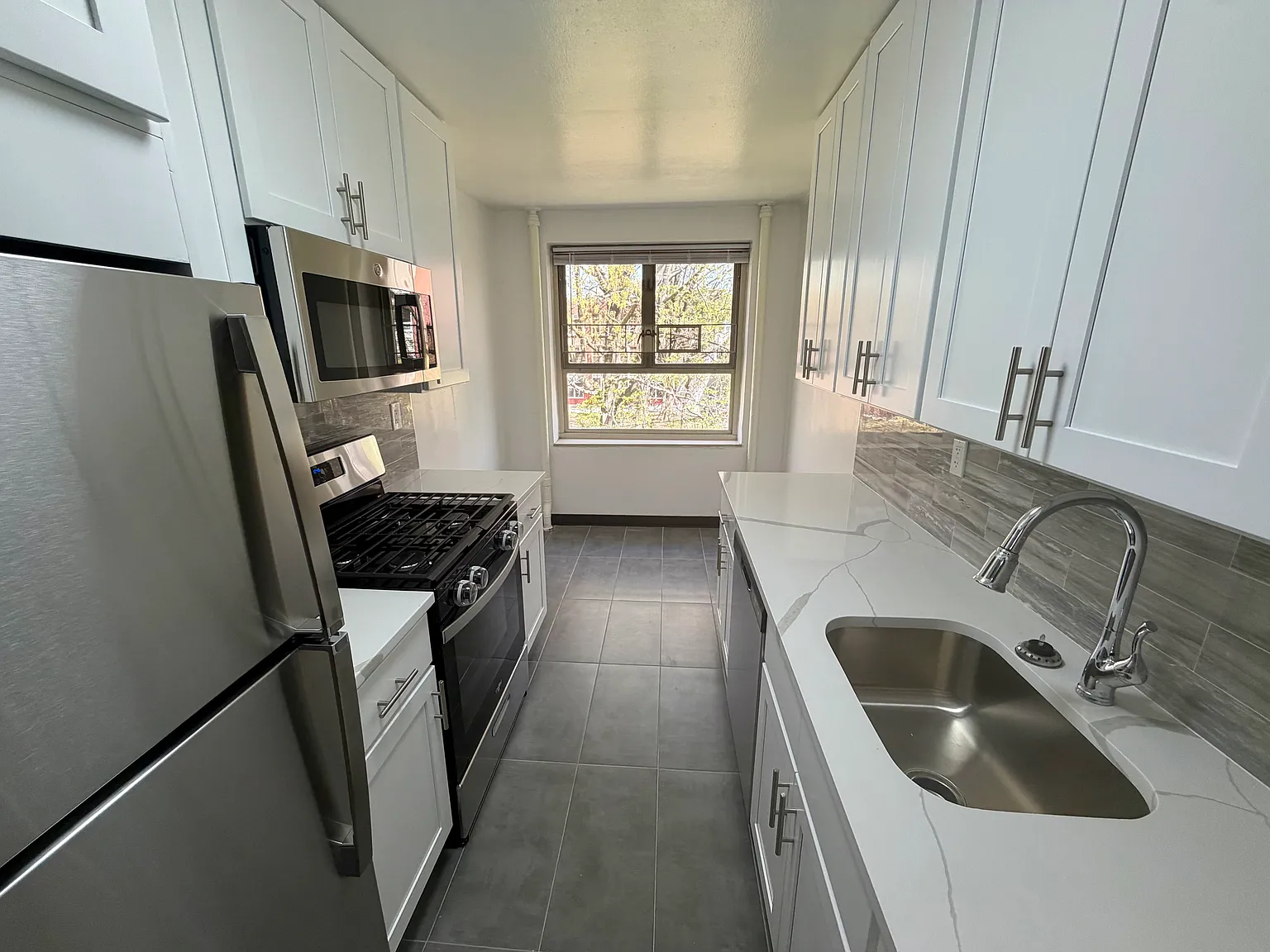 71st Cres, Fresh Meadows — Photo 2