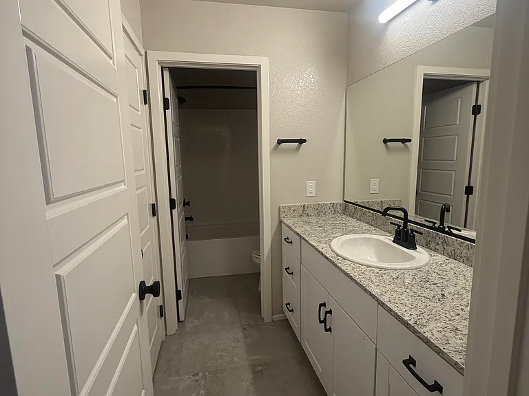 4519 Sapphire Moon Ave — Photo 11