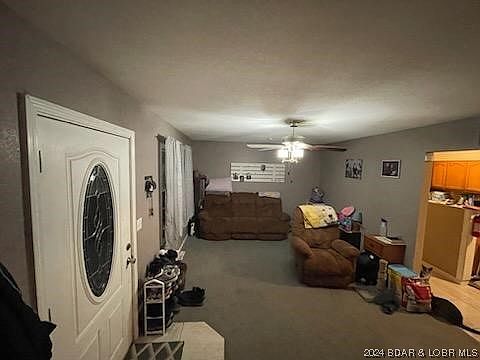 4th image of 814 Jefferson St N