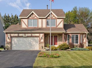 8630 Seasons Ct, Woodbury, MN 55125