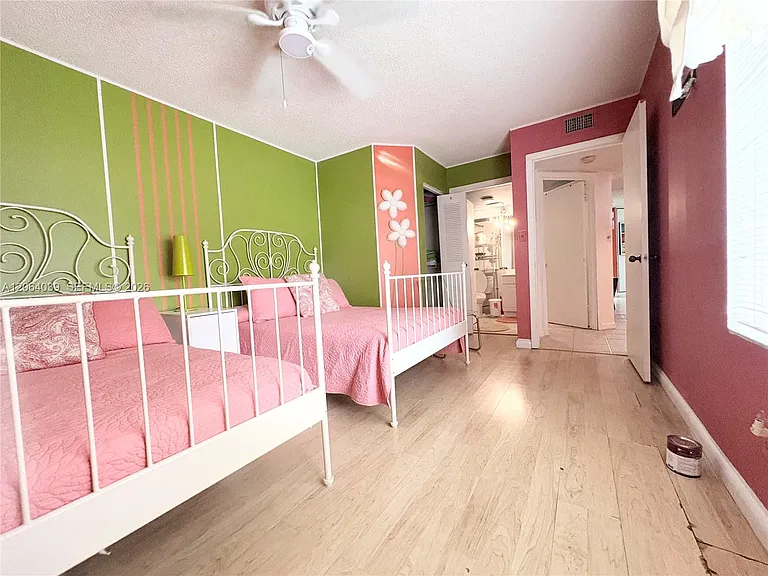 929 Coral Club Dr #929 — Photo 3