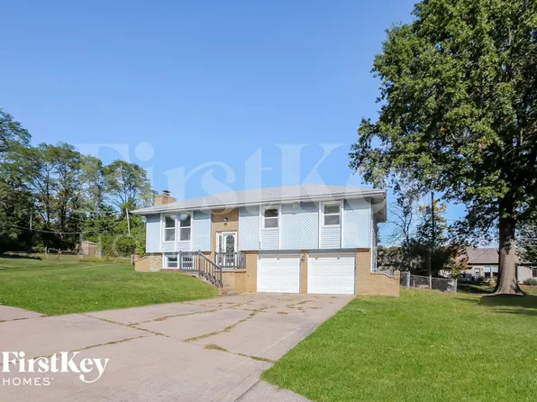 804 NE 74th St, Gladstone, MO 64118