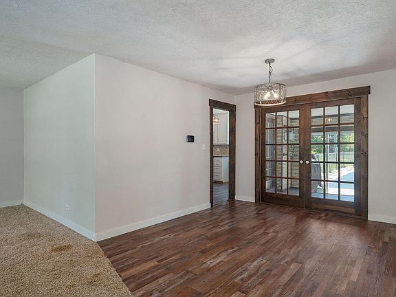 5th image of 213 Smith Road