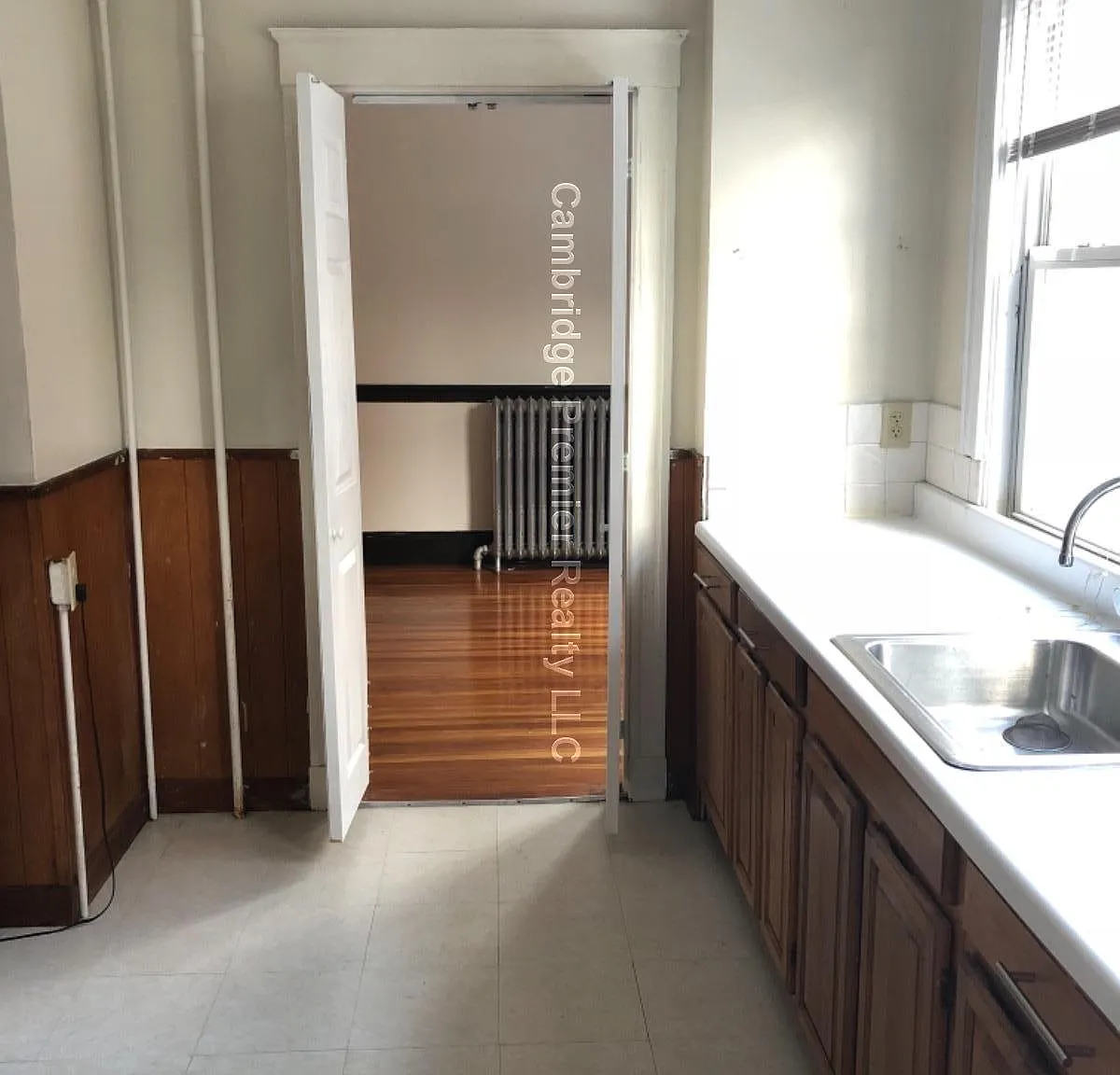 2 bed, 999 sqft, $2,250 — Photo 4